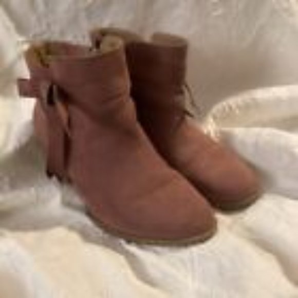 Torrid Pink/light Mauve Booties With Bow And Side Zip Size 10W - Picture 1 of 8